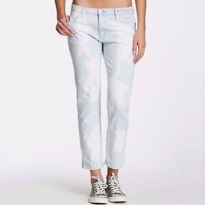 NWT Current Elliott The Fling Slim Boyfriend Jean Open Sky Bleach Dyed 25